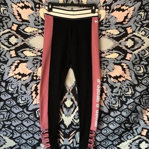 PINK Victoria Secret black/pink leggings (size s)